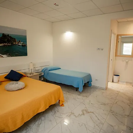Hotell Alcentro 3*